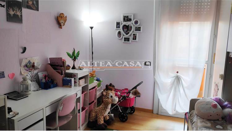 CAMERA 2